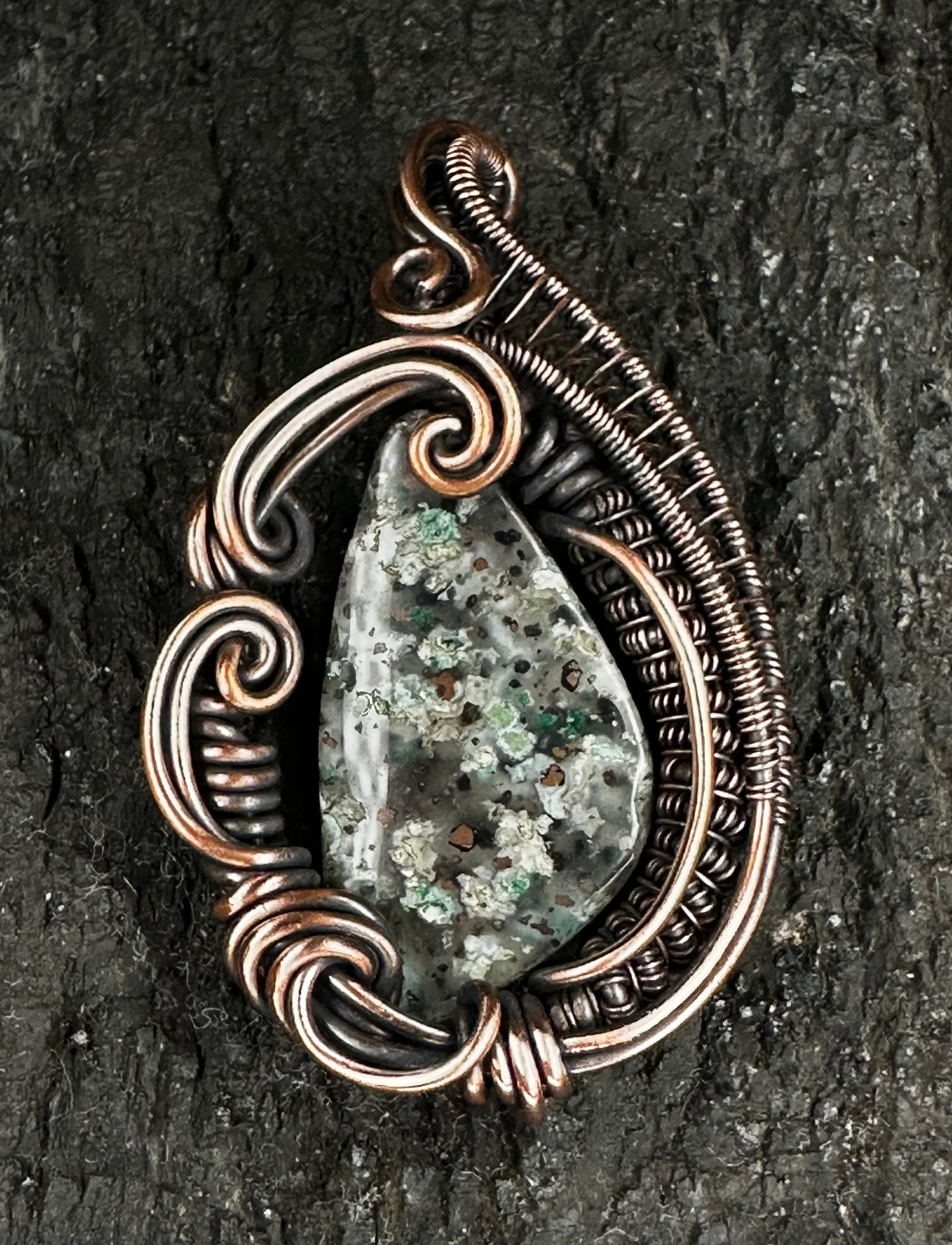 Aquadite Pendant – EX-11 The Tides | Exclusive One-of-One